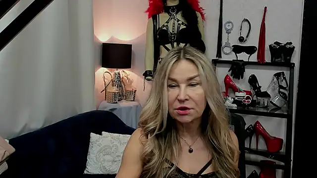 crystaLUX online show from 3, 2, 2025