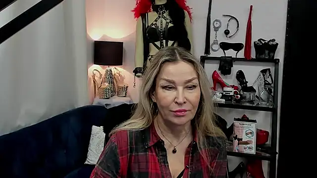 crystaLUX online show from 7, 3, 2025