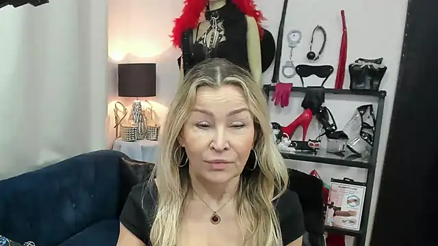 crystaLUX online show from 2, 4, 2026