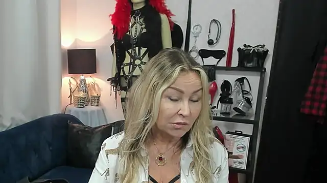 crystaLUX online show from 26, 5, 2026