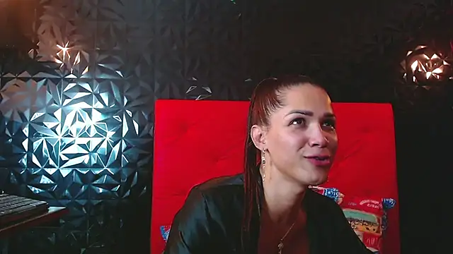 PINK  LOLA1 online show from 16, 2, 2025