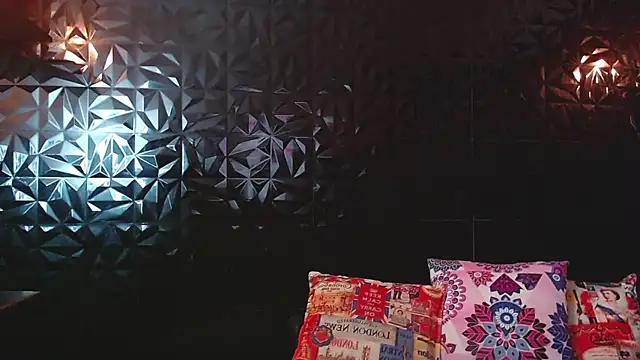 PINK  LOLA1 online show from 22, 10, 2025