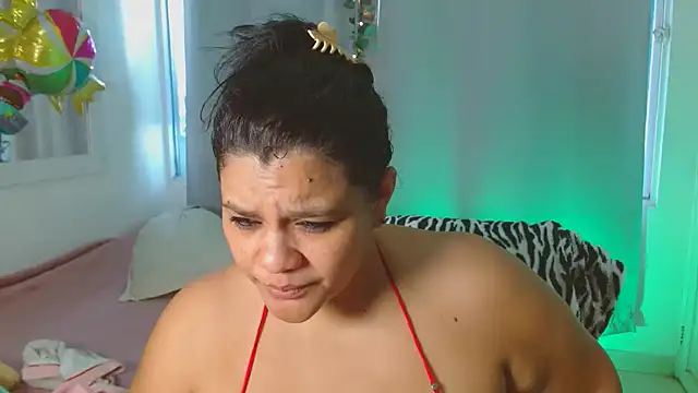 Snapshot of Selenna01 chatting on 17, 9, 2025 Selenna01 online show from 17, 9, 2025