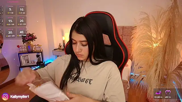 KallyMyller1 online show from 9, 1, 2025