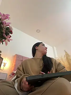 KallyMyller1 online show from 17, 2, 2025