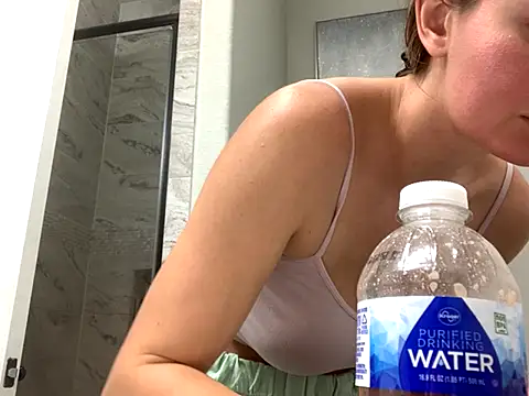 Alyssa rhoades online show from 6, 11, 2025