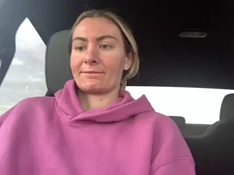 Alyssa rhoades online show from 18, 3, 2026