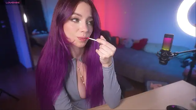 Emberella  online show from 5, 3, 2025