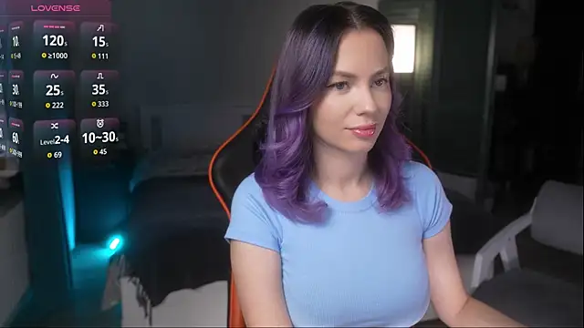 Emberella  online show from 16, 10, 2025