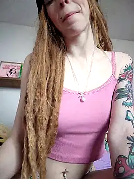 LucidLucy online show from 7, 3, 2025