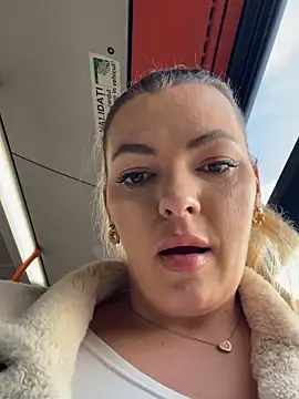 Dirtyfeelin online show from 2, 3, 2025