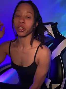 Snapshot of thebrattygoddess chatting on 12, 3, 2025 thebrattygoddess online show from 12, 3, 2025