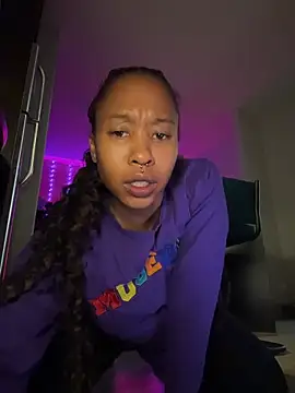 Snapshot of thebrattygoddess chatting on 14, 11, 2025 thebrattygoddess online show from 14, 11, 2025