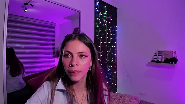 Snapshot of GABY_DAVIS chatting on 10, 12, 2024 GABY DAVIS online show from 10, 12, 2024