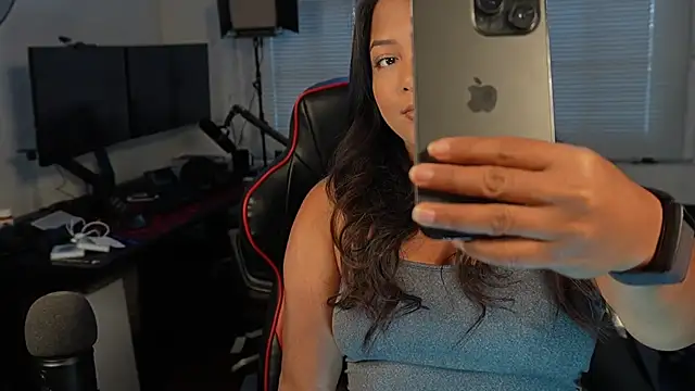 Snapshot of Bubbleliyah chatting on 8, 3, 2025 Bubbleliyah online show from 8, 3, 2025
