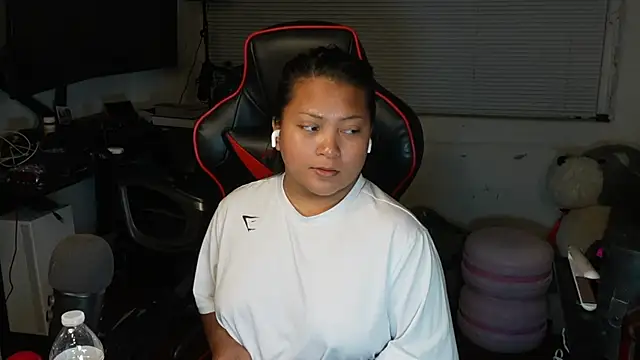 Bubbleliyah online show from 5, 4, 2026