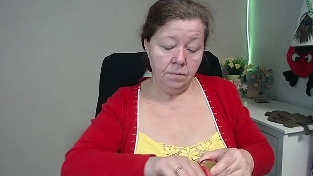 Adelewildx online show from 25, 2, 2025