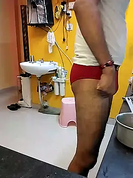 Soniapussy online show from 8, 1, 2025