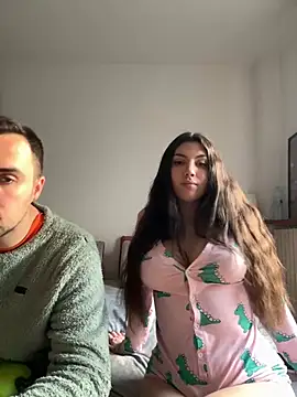 couplepenetration online show from 24, 1, 2025