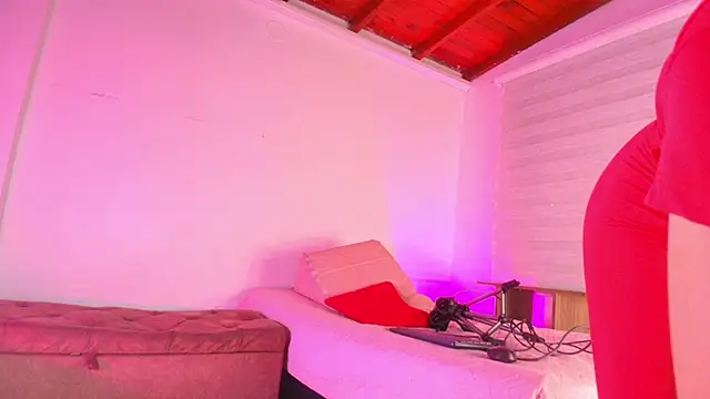 emyli sw  online show from 20, 9, 2025