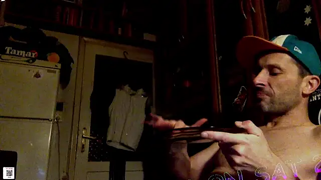 Snapshot of FireFox_Feel chatting on 7, 12, 2024 FireFox Feel online show from 7, 12, 2024