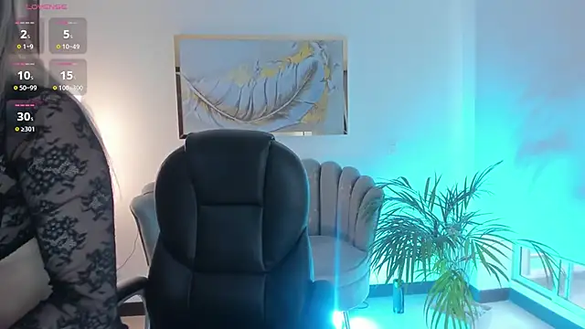 ZoePresleyX online show from 12, 12, 2024