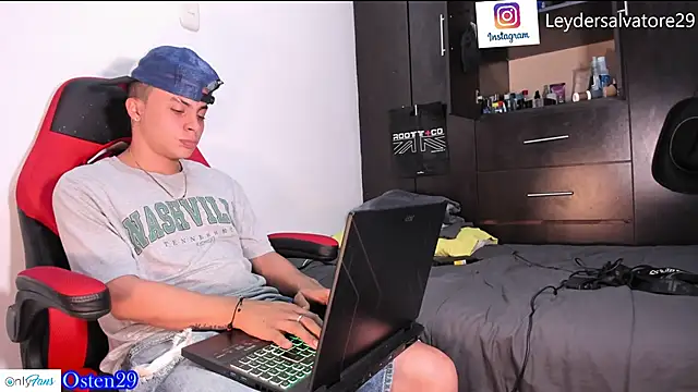 Snapshot of maykel_soto chatting on 8, 1, 2025 maykel soto online show from 8, 1, 2025