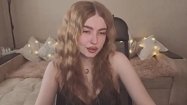 ViolettaLopez online show from 8, 2, 2026