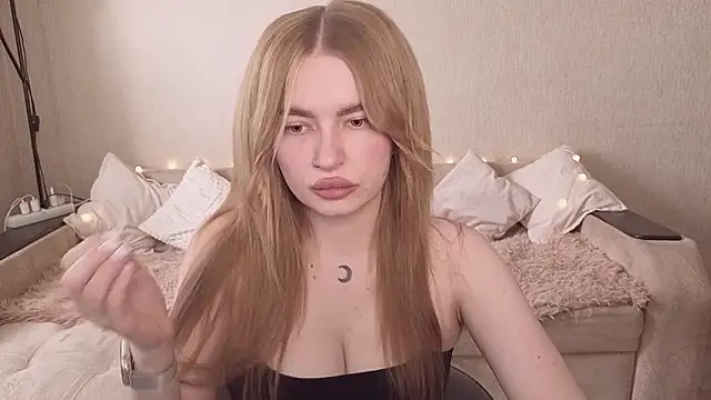 Snapshot of ViolettaLopez chatting on 30, 6, 2026 ViolettaLopez online show from 30, 6, 2026