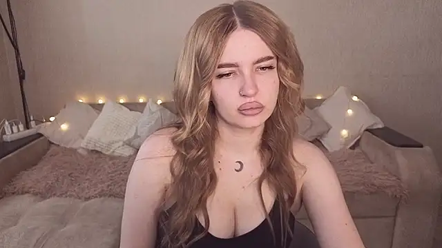 Snapshot of ViolettaLopez chatting on 10, 7, 2026 ViolettaLopez online show from 10, 7, 2026