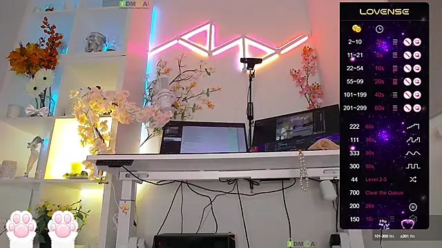 Elena-Marilyn online show from 15, 10, 2025