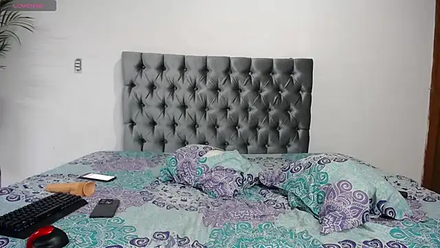 ashley morgan 18 online show from 14, 2, 2025