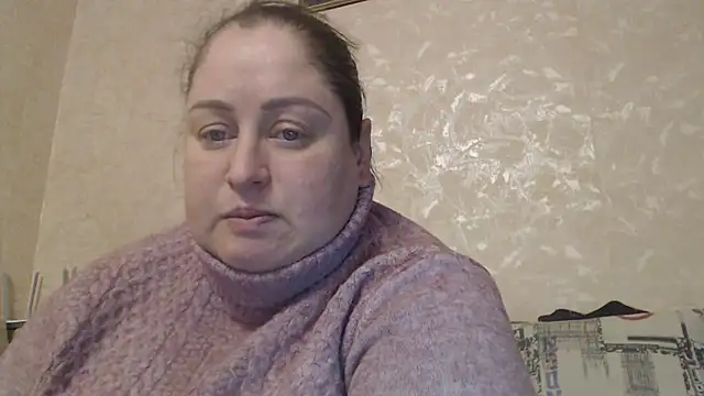 Amy August online show from 2, 3, 2025