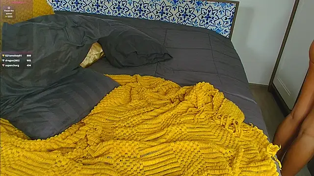 Alice N Wooderland online show from 14, 12, 2024