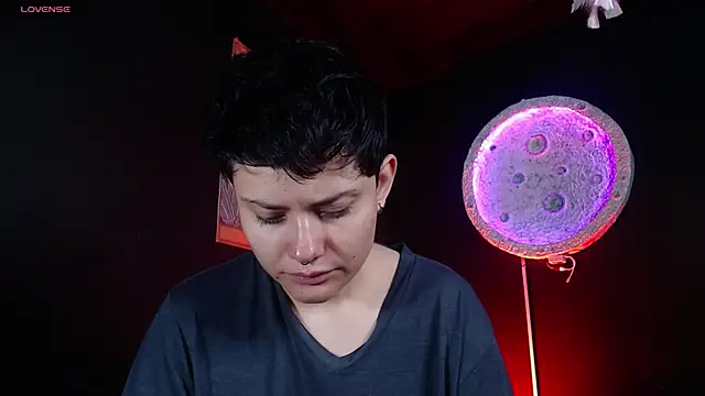 girl intense444 online show from 18, 4, 2026