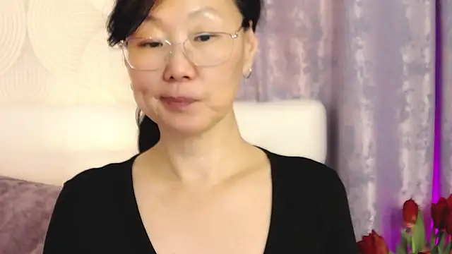 Asian legs online show from 10, 3, 2025