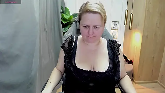 ScarlettSoft online show from 3, 3, 2025