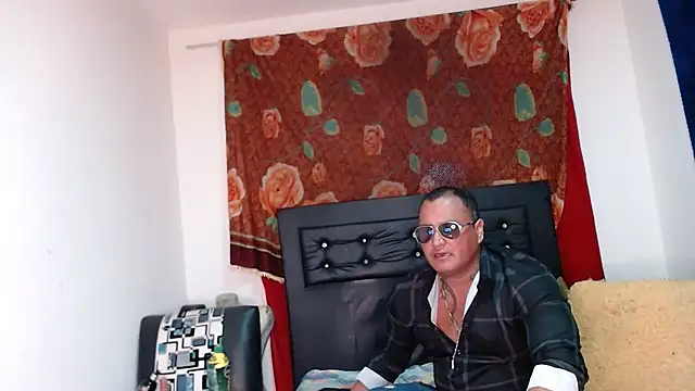 Snapshot of hardrock982 chatting on 11, 5, 2026 hardrock982 online show from 11, 5, 2026