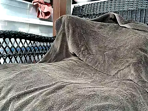 HungHawaiian808xh online show from 16, 10, 2025