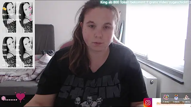 AureliaWinter online show from 4, 11, 2025