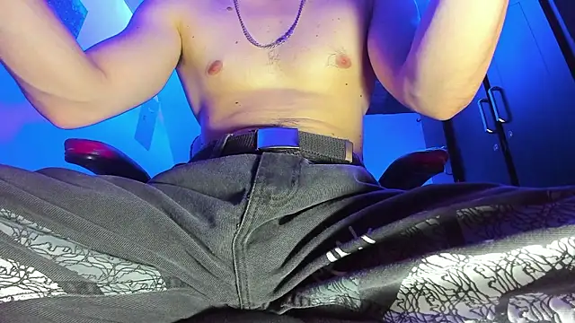 Alex smith00 online show from 12, 2, 2026