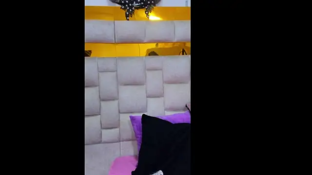 Snapshot of bigass_monic chatting on 13, 2, 2025 bigass monic online show from 13, 2, 2025