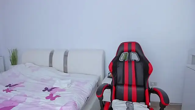 itsmekarina online show from 18, 12, 2025