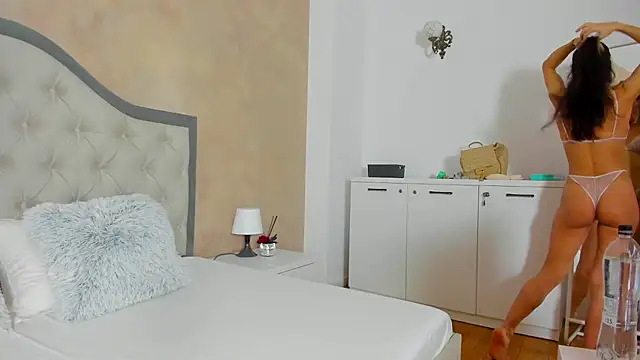 Snapshot of JennaMyers chatting on 20, 10, 2025 JennaMyers online show from 20, 10, 2025