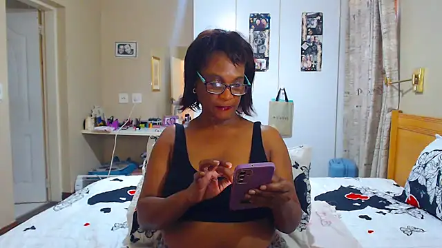 Hotgrannyx online show from 26, 2, 2025