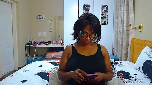 Hotgrannyx online show from 12, 3, 2025