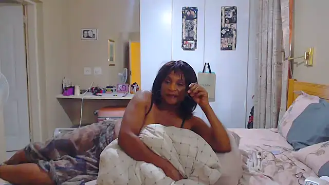 Hotgrannyx online show from 22, 3, 2025