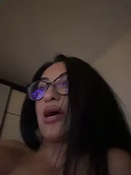 Snapshot of NikkiStarX chatting on 4, 2, 2026 NikkiStarX online show from 4, 2, 2026