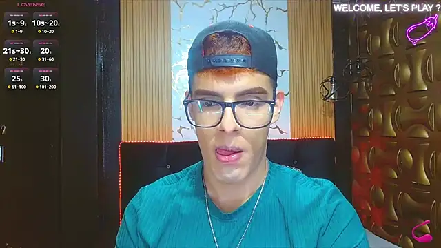 Snapshot of angel_sexyevil chatting on 3, 10, 2025 angel sexyevil online show from 3, 10, 2025