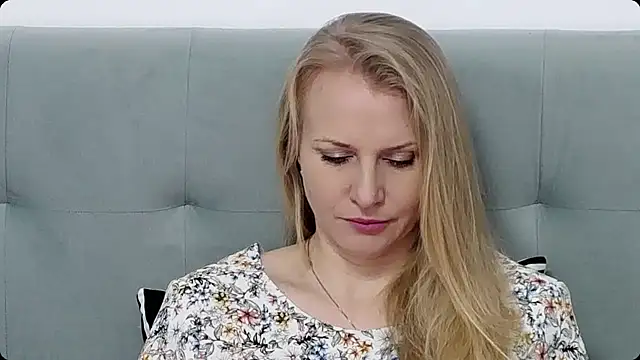 K  Adrienne online show from 27, 1, 2025